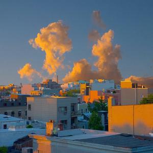 美女露胸视频罗体照免费看
