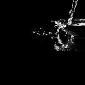 美女露胸视频罗体照免费看
